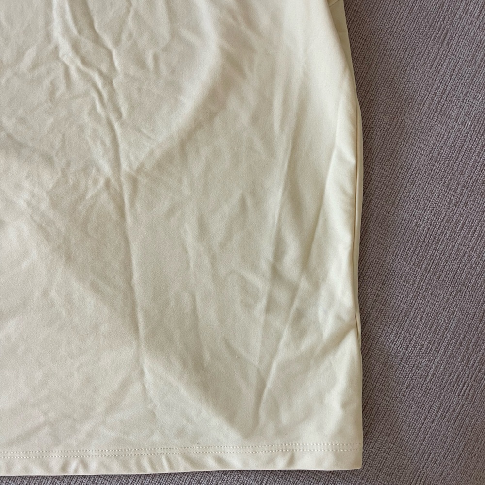 Light Yellow Short Sleeve Top - Picture 2 of 3